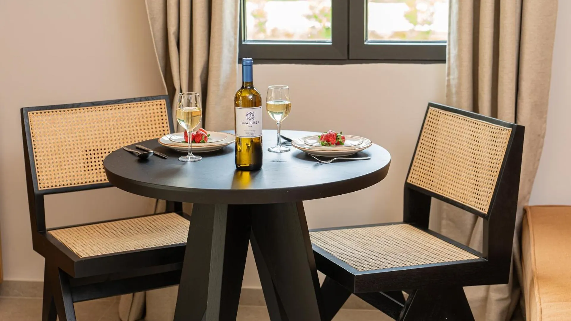 Villa Antinoi Lixouri 0*,  Greece