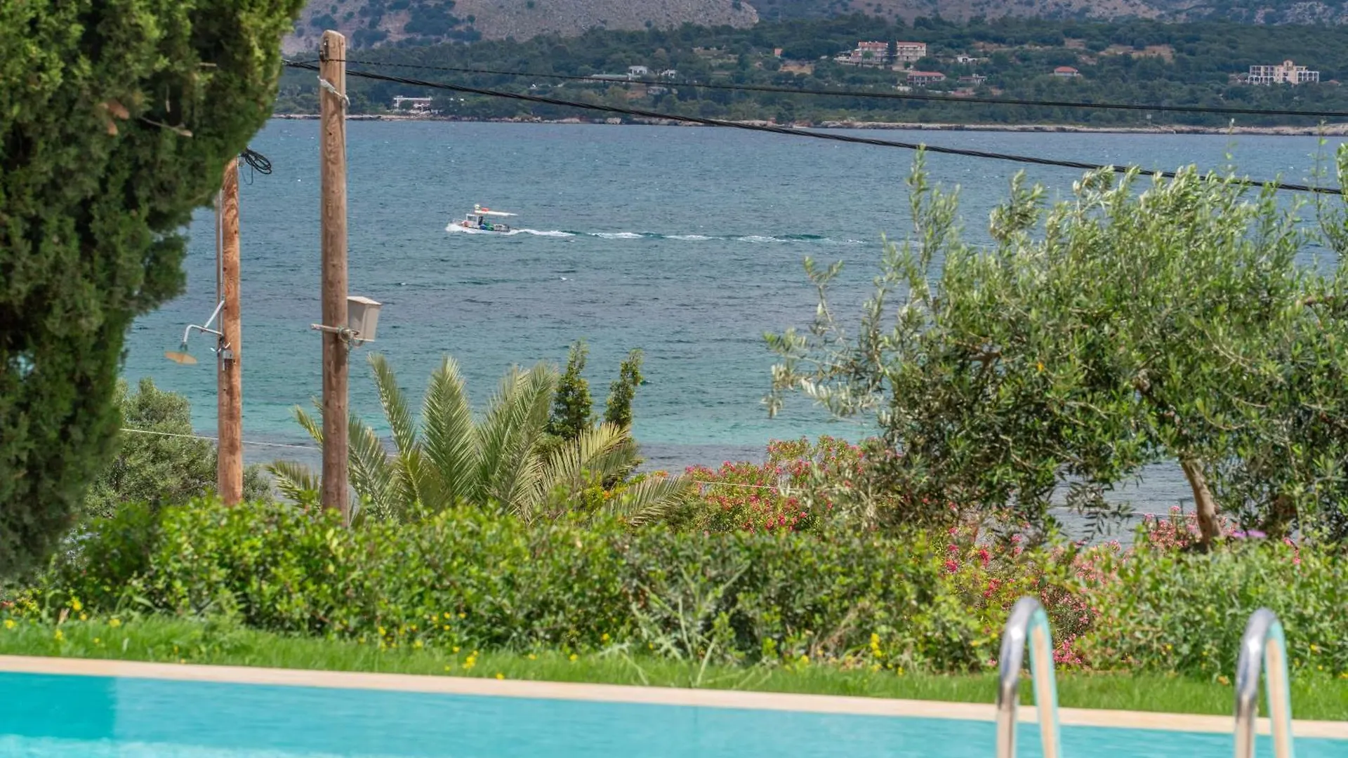 Villa Antinoi Lixouri Greece