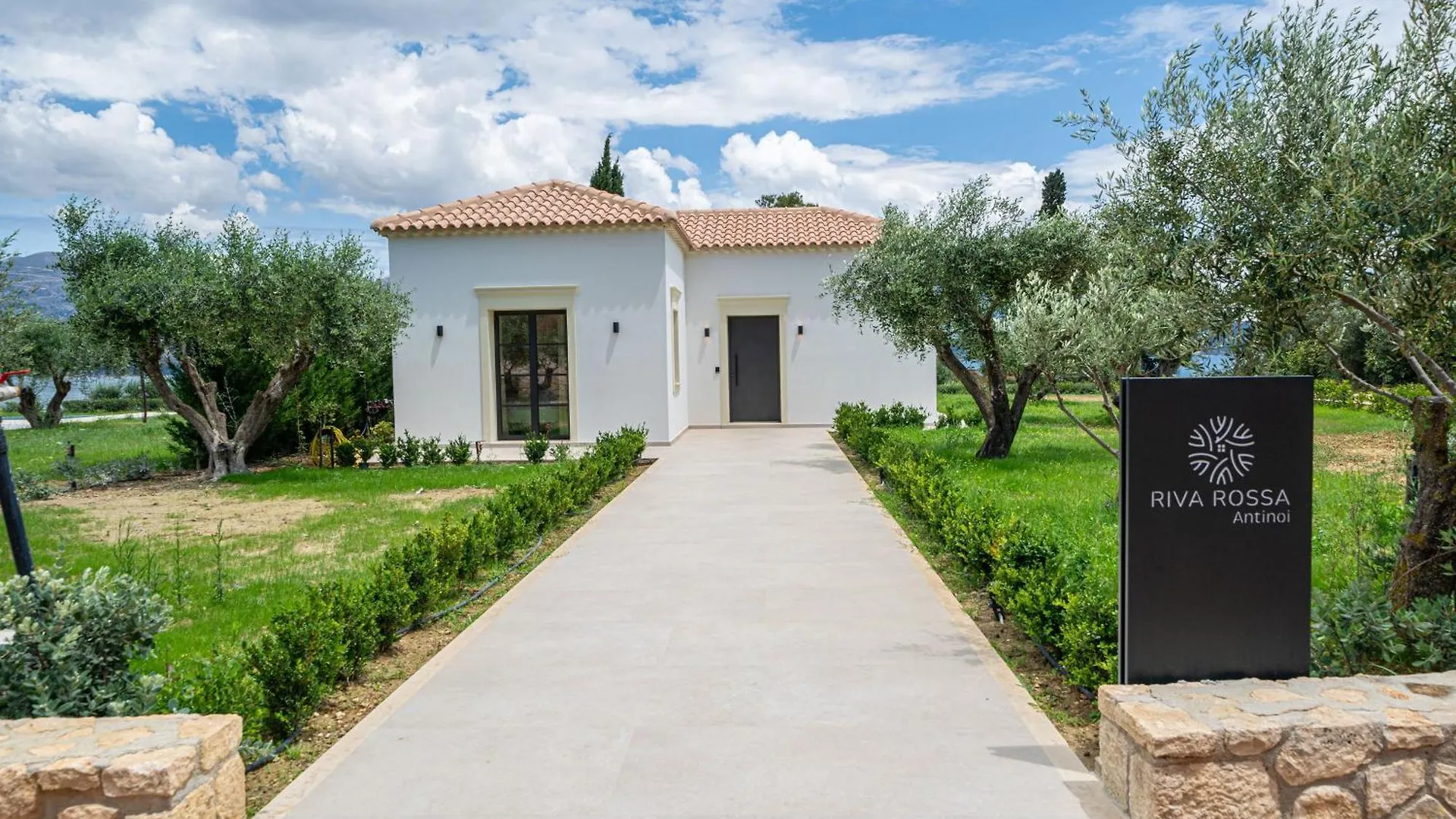 Villa Antinoi Lixouri