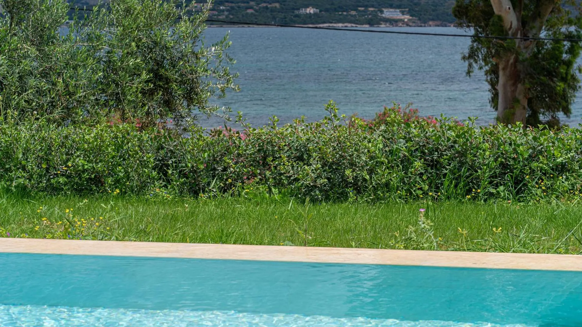 Villa Antinoi Lixouri